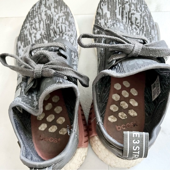 Adidas nmd r1 heather gray raw pink sneakers size 6 - Picture 10 of 11